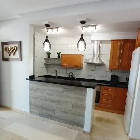 Διαμέρισμα Townhouse 1 Minute Walk To Plaza